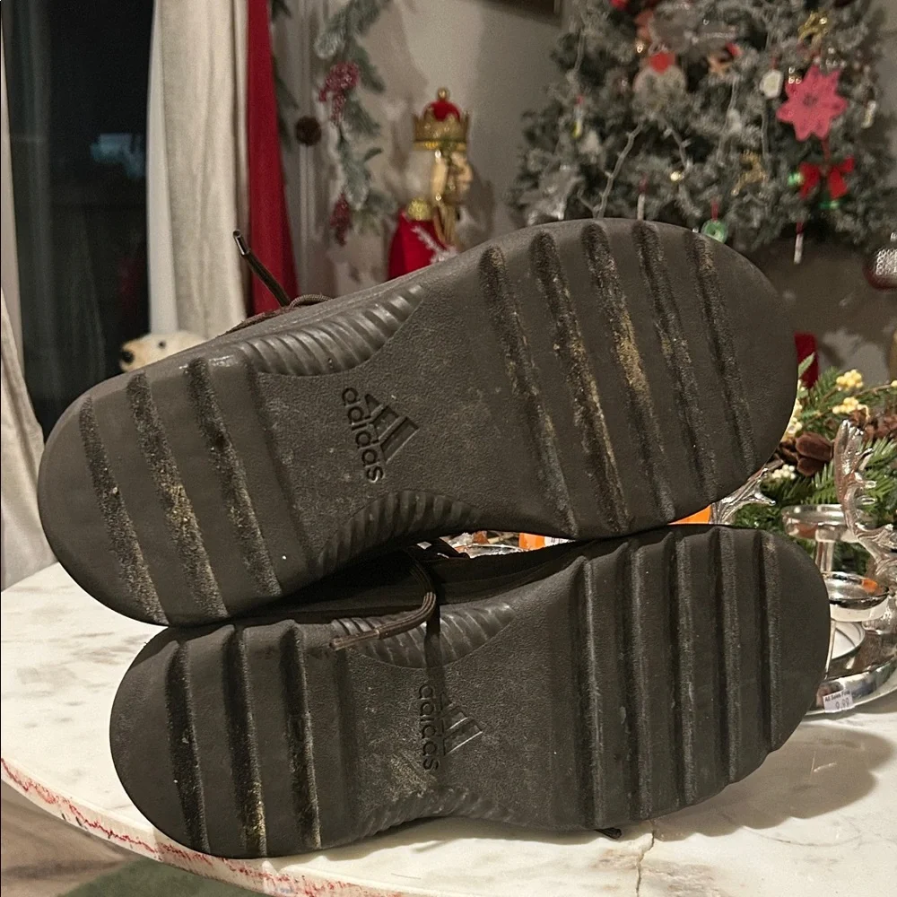 100% AUTHENTIC ADIDAS YEEZY DESERT BOOT OIL BOOTS SIZE US 9.5 - Picture 5 of 10